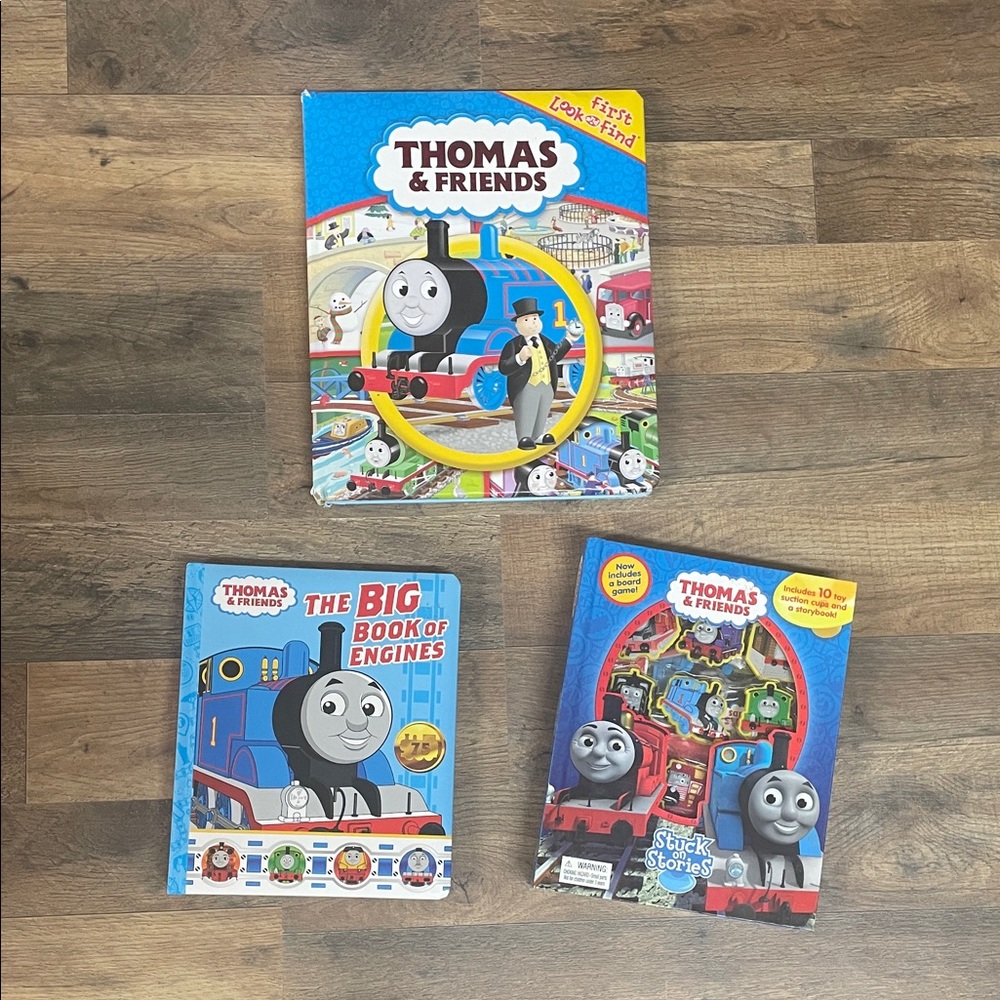 Thomas & Friends Bright Blue and Red Kids Book Set